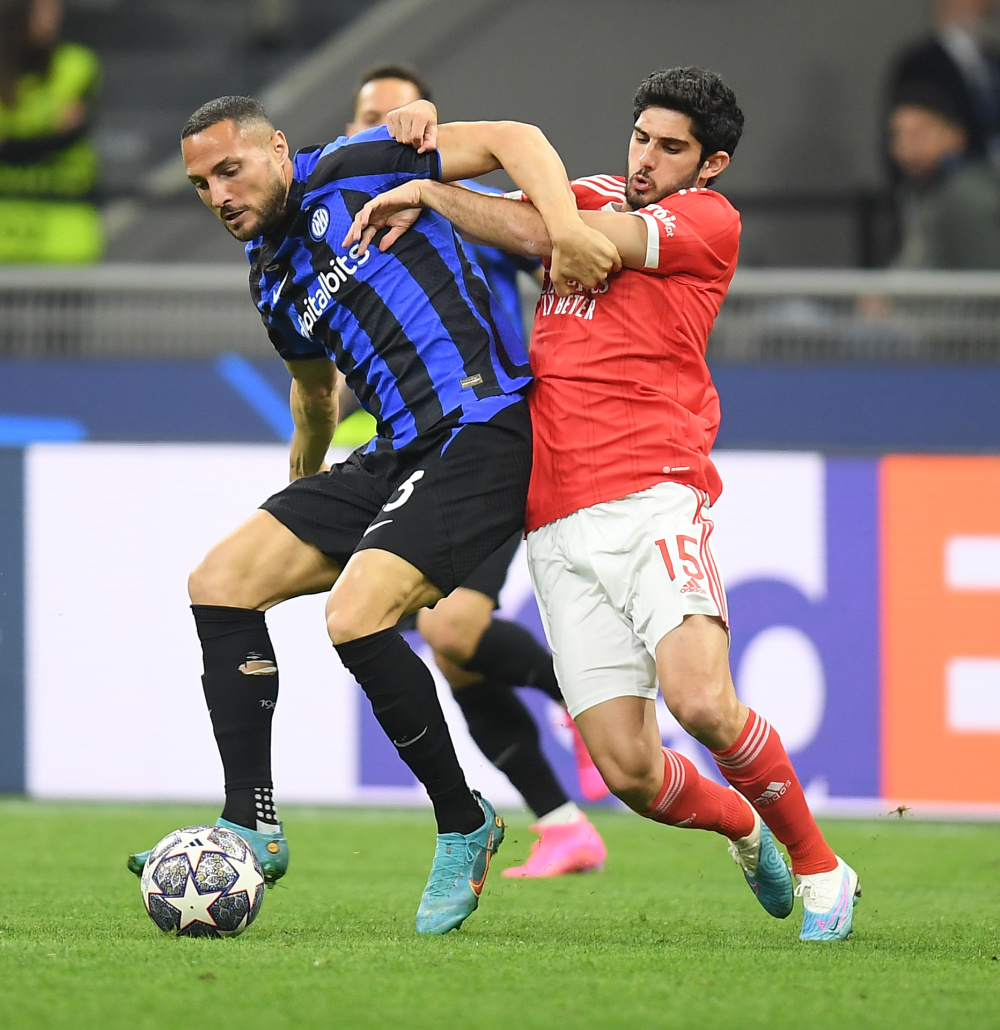 奥斯梅恩面对坦桑尼亚7次射门但未进球：1球被吹+1球被极限解围（奥斯梅恩对阵坦桑尼亚7射仍挂零：一球被判无效、一次被门线解围）