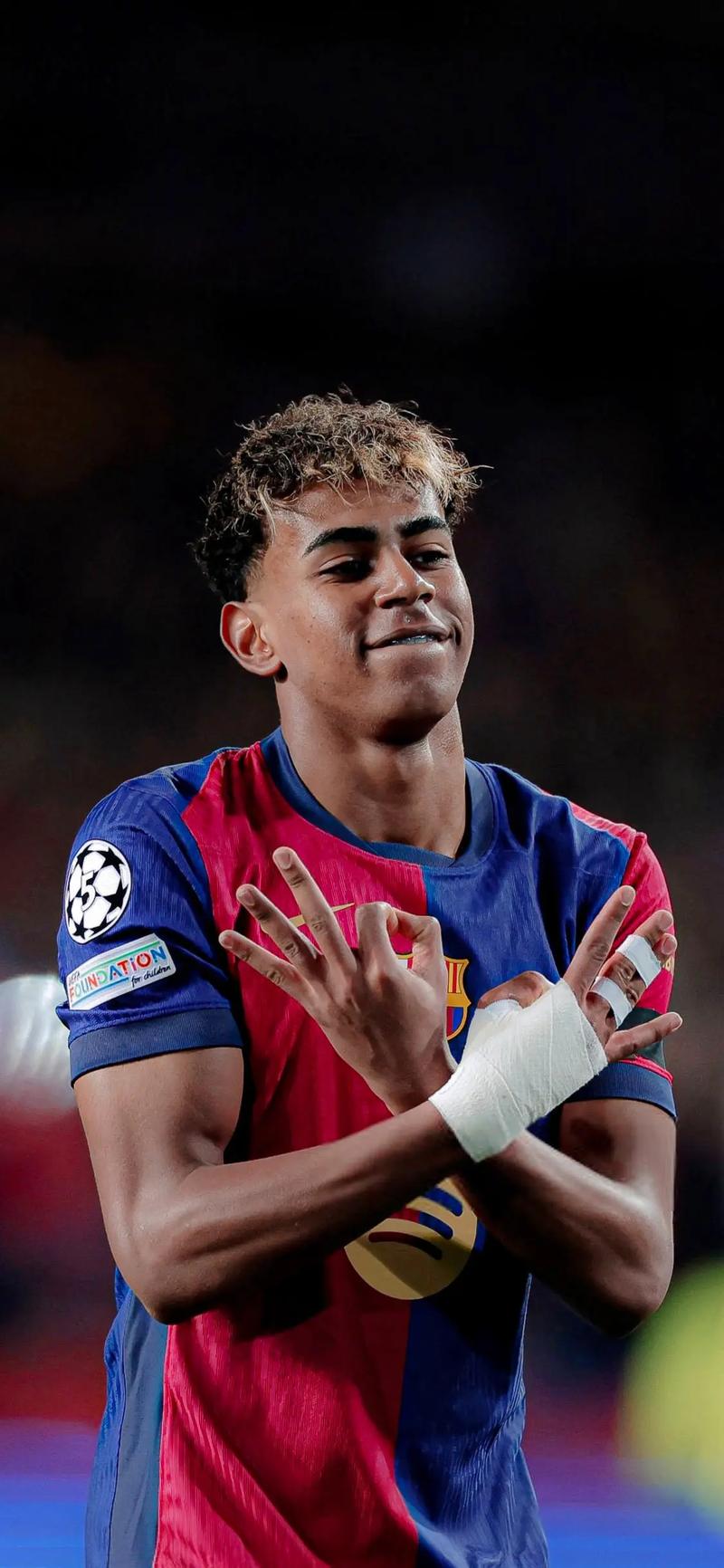 库尔图瓦生涯17次对阵曼城全部丢球，从未完成零封