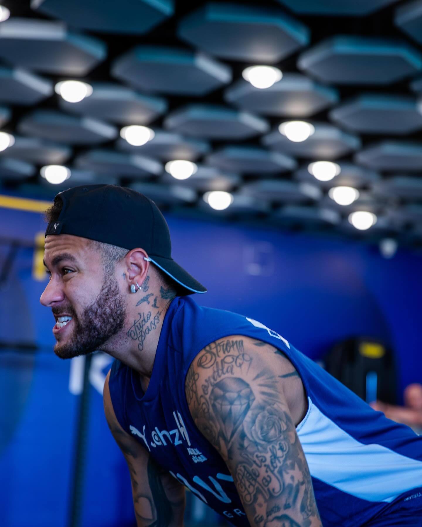 卡拉格”内涵“萨拉赫训练照：从未像今晚这样渴望利物浦赢球