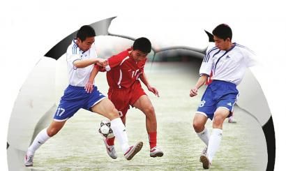 率队晋级美职联1／4决赛后，梅西现场观看儿子训练