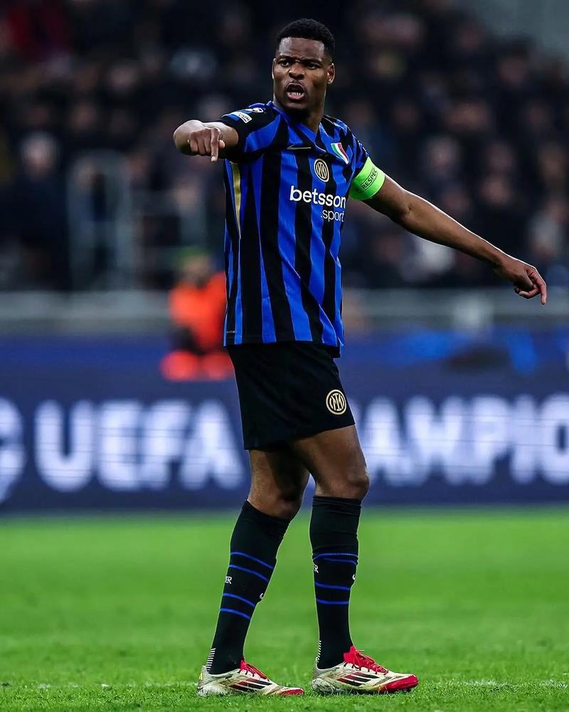 中超新赛季揭幕战引爆话题