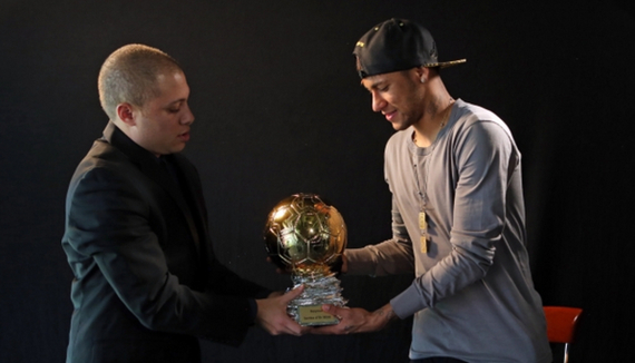 英超前瞻：纽卡主场争胜盼晋级，伯恩利携保级执念客场死拼（英超前瞻：纽卡主场力争晋级，伯恩利为保级客场背水一战）