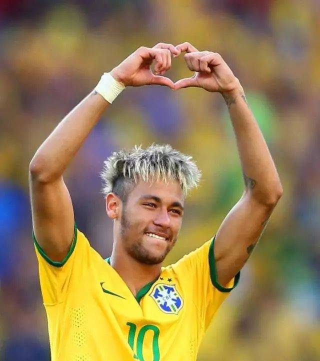 巴萨旧将：我的两座欧冠总被开玩笑；亚马尔达不到梅西的高度