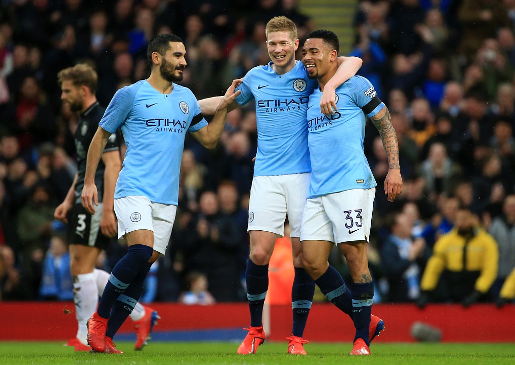 1射0正！利物浦亿元先生首发68分钟几乎隐形 数据惨淡态度更差