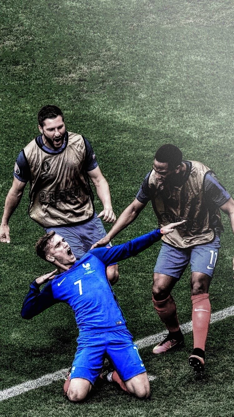 凯尔：阿德耶米被换下完全合理；他今天的行为不对，会被罚款（凯尔：阿德耶米被换下理所应当；他今日举动不当，将遭罚款）