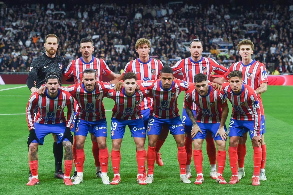 奥格斯堡vs勒沃库森：亚基奇、凯文-施洛特贝克首发，希克、霍夫曼出战