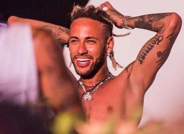 德转西甲俱乐部身价排名：皇马13.8亿第1，最低奥维耶多5840万（德转公布西甲俱乐部总身价榜：皇马13.8亿居首，奥维耶多5840万垫底）