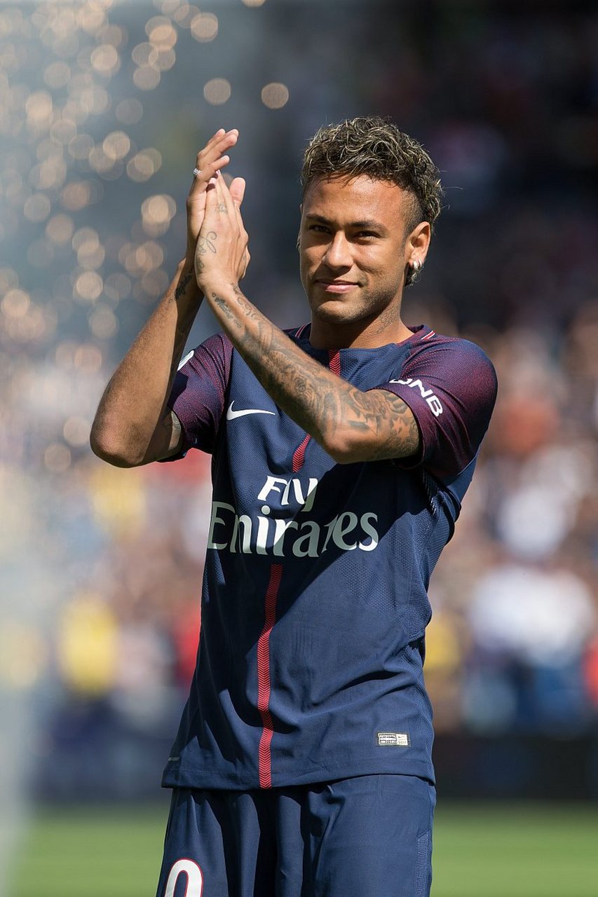 维尼修斯社媒：这就是皇马！进球回来了，周日主场见（维尼修斯社媒发声：皇马气质回归，进球重现，周日主场见）