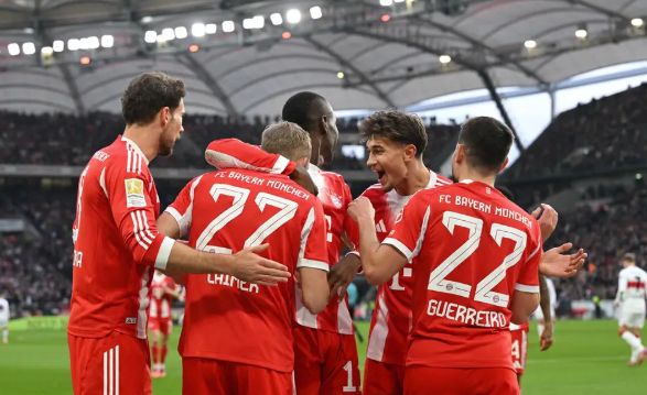 球星突破防守送出关键助攻