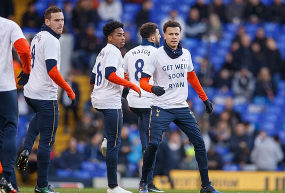 阿斯称皇马需要给姆巴佩配备更好的队友 遭球迷反驳（阿斯称皇马应为姆巴佩配更强队友，引发球迷反驳）