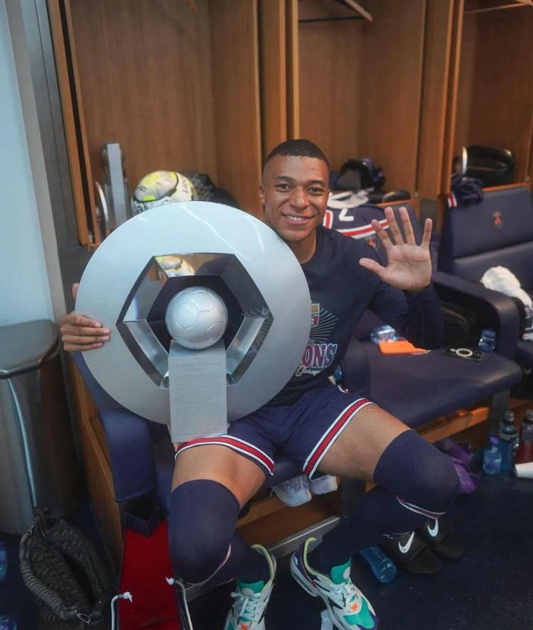 海登海姆2-1逆转弗赖堡，席默尔、迈因卡破门