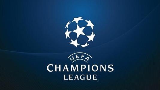 贝林厄姆留言调侃古德利抱得太紧，后者回应：确实过了（贝林厄姆调侃古德利拥抱用力过猛，古德利回应：确实有点过）