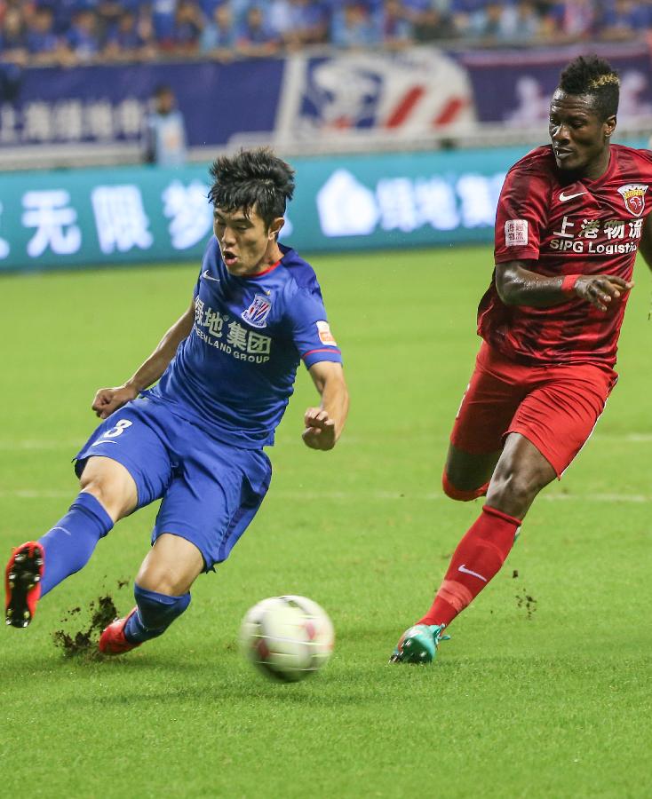 庆祝苏超夺冠，泰州市委书记与泰州队球员合唱《歌唱祖国》